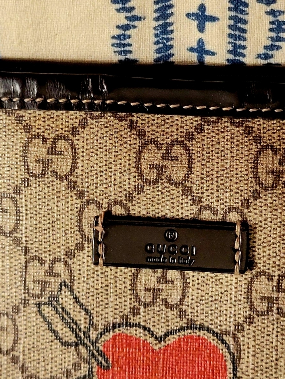 GUCCI GG Supreme Medium Joy Tote Tattoo Rose Hearts collection Authentic! - Picture 3 of 16